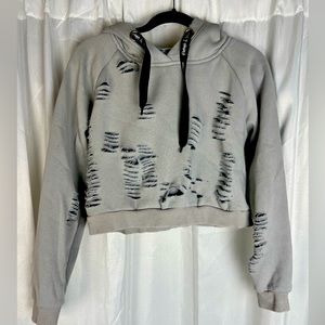 COPY - Emma & Sam gray distressed hooded crop sweatshirt size medium